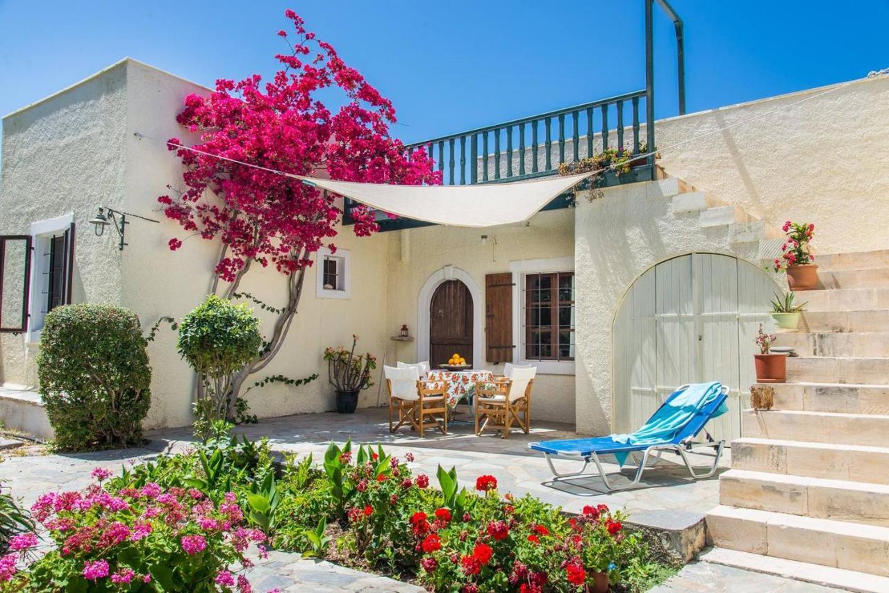 Bougainvillea House In Crete Sitía Eksteriør bilde